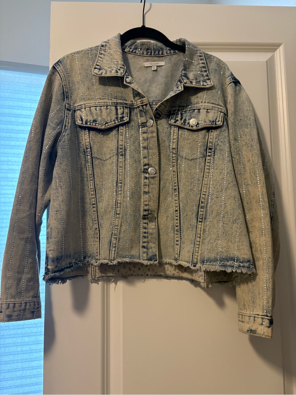 Veveret Women’s Glitter Accent Light Blue Denim Jacket